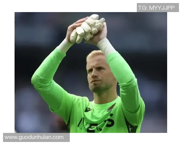 足球历史上十大逆袭球星排名揭晓 意外成名的传奇人物盘点